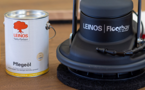Der Floorboy von Leinos ist ein Gerät für die Pflege und Reinigung von Holzböden 